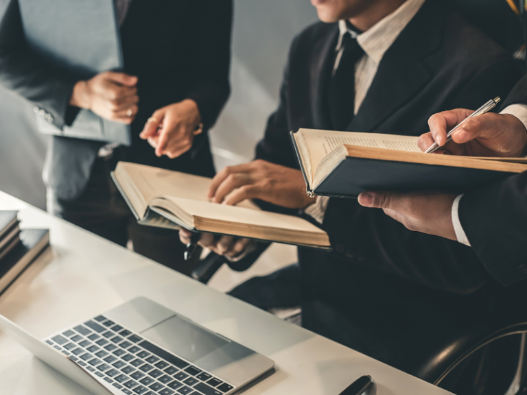 Commercial Litigation Lawyers in Singapore
