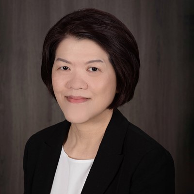 Woo Meng Hwei is the finance manager at Yuen law, Law Firm in Singapore
