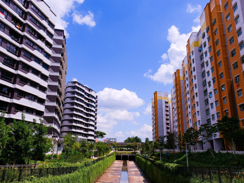 HDB Decoupling